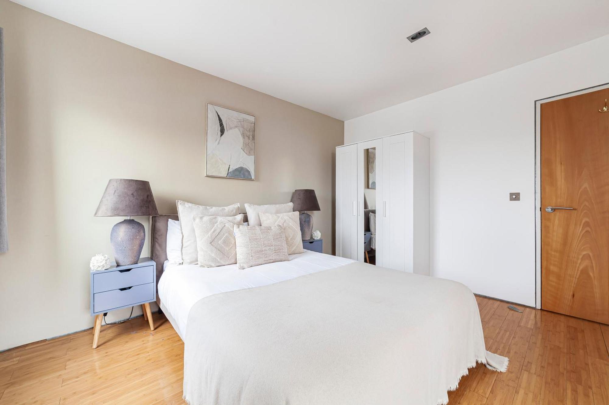 Ferienwohnung The Haggerston Luxury Collection Wembley Exterior foto